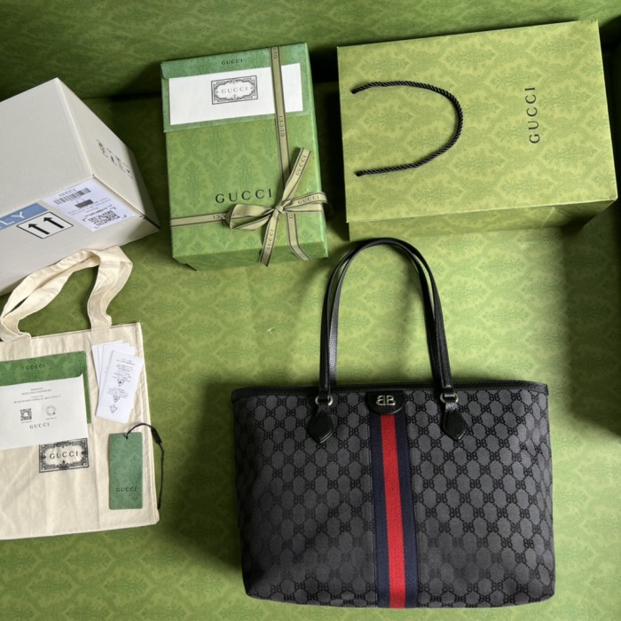 Handbag Gucci 680125 size 38*28*14 cm