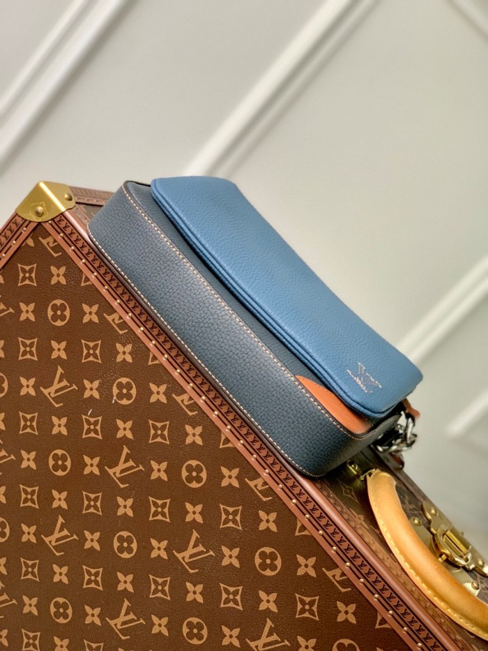 Handbag Louis Vuitton M21544 size 25cmx 18.5cmx 7cm