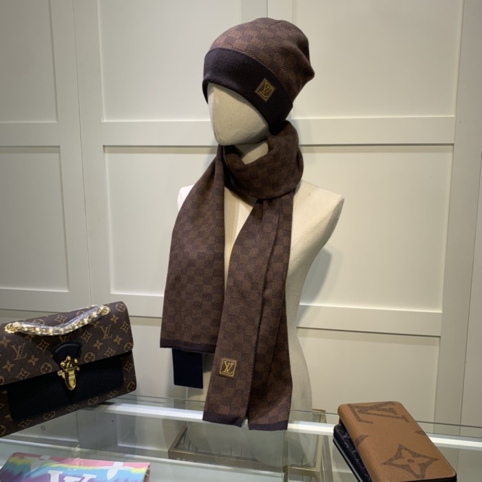 Hat & Scarf Louis Vuitton 1