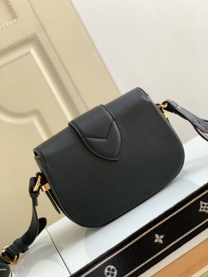 Handbag Louis Vuitton M58727 size 21 x 15 x 6.5 cm