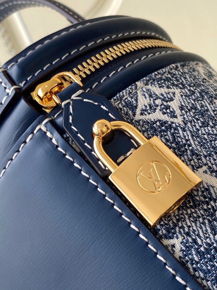 Handbag Louis Vuitton M43986 size 15.0x 17.0x 15.0 cm
