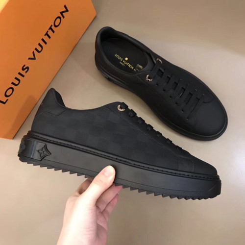 Louis Vuitton Low Top sneaker 51