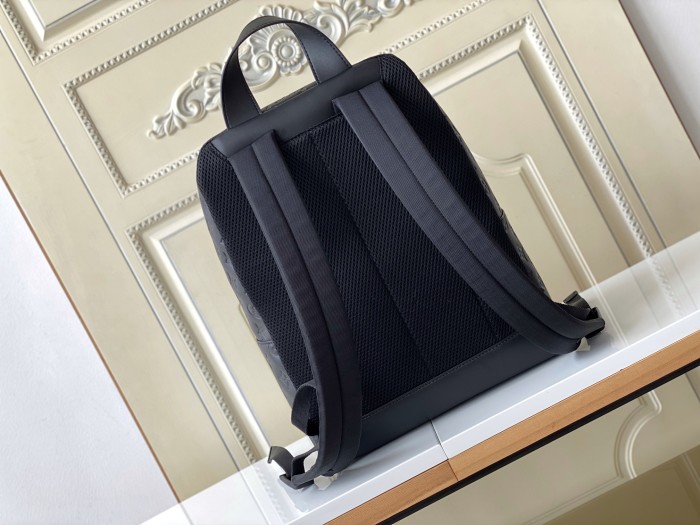Handbag Louis Vuitton M46109 size 33 x 41 x 18 cm