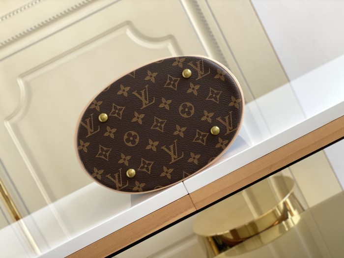 Handbag Louis Vuitton M42238 size 23 x 15 x 26 cm