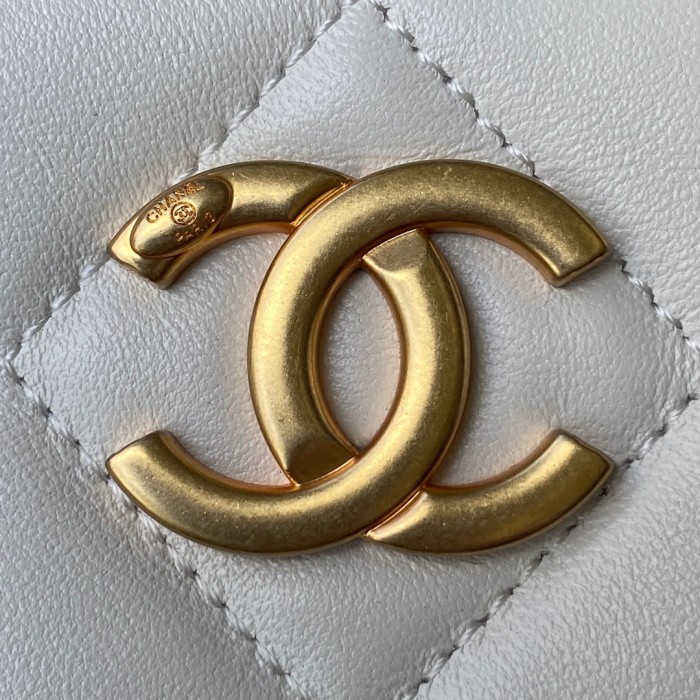 Handbag Chanel AS2857 size 16x12x6 cm