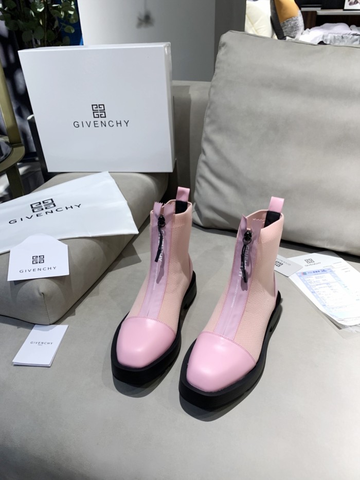 Givenchy Boots 17