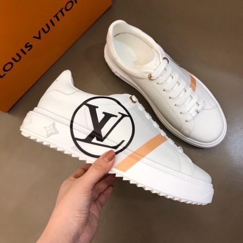 Louis Vuitton Low Top sneaker 26