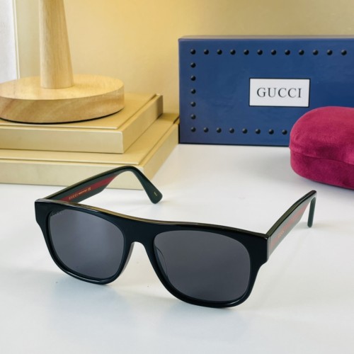 Sunglasses Gucci GG0341S size: 56口17-150