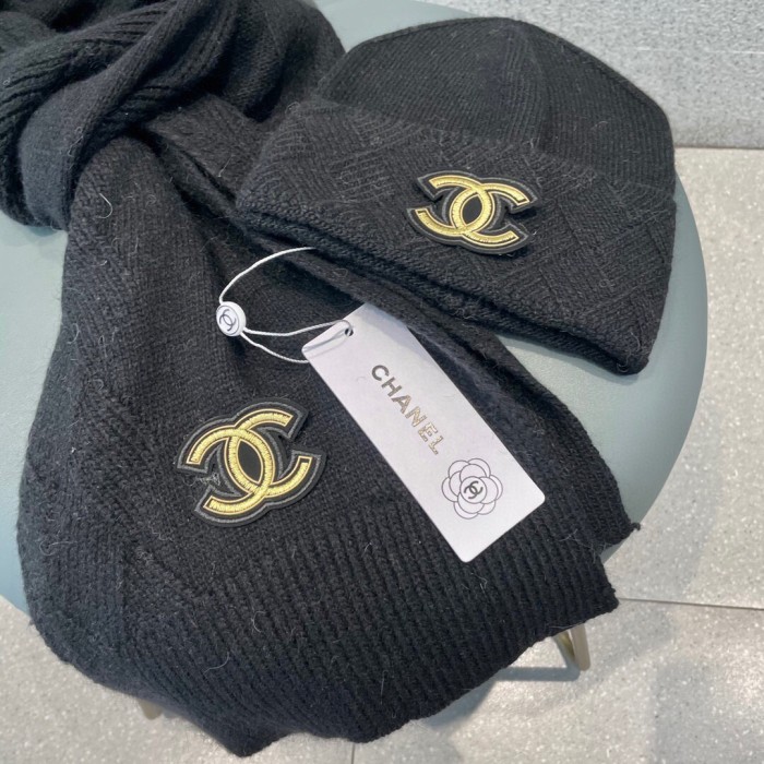 Hat & Scarf Chanel 2