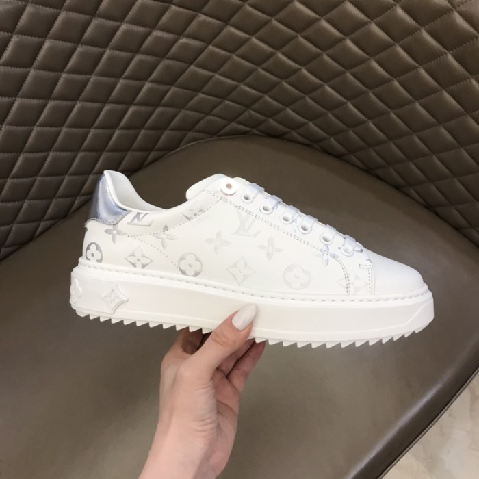 Louis Vuitton Low Top sneaker 67