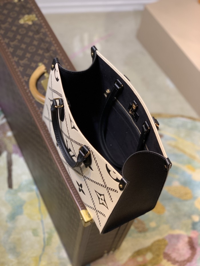 Handbag Louis Vuitton M46015 M46016 size：35 x 27 x 14cm