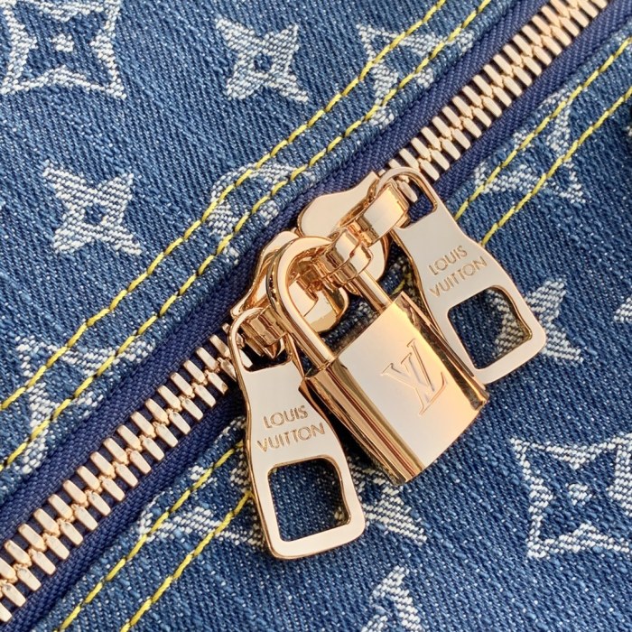 Handbag Louis Vuitton M45975 size 50.0 x 29.0 x 23.0cm