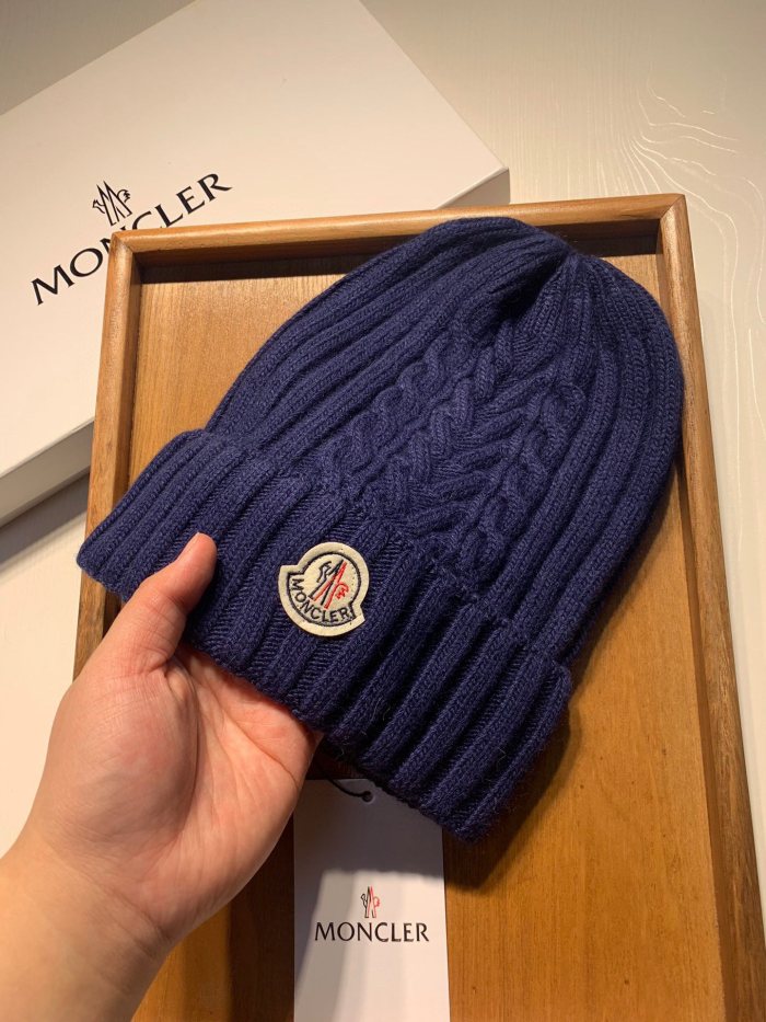 Hat Moncler 3