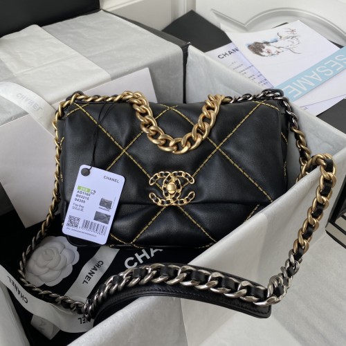 Handbag Chanel size 26/30 cm