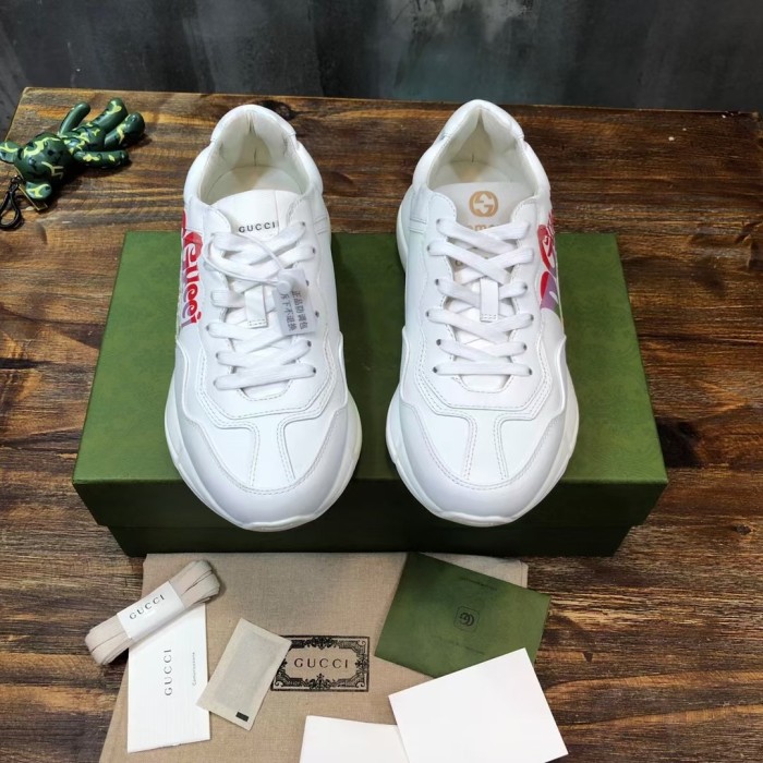 Gucci Rhyton sneaker 23