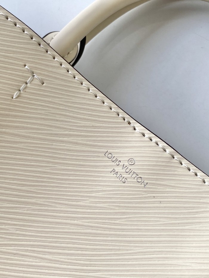 Handbag Louis Vuitton M20520 size 30 x 21 x 13 cm