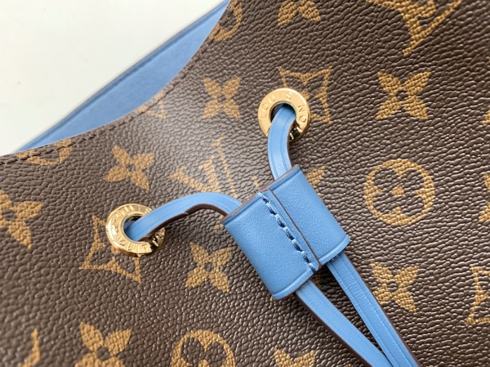 Handbag Louis Vuitton M44022 size 26.0 x 22.0 x 27.0 cm