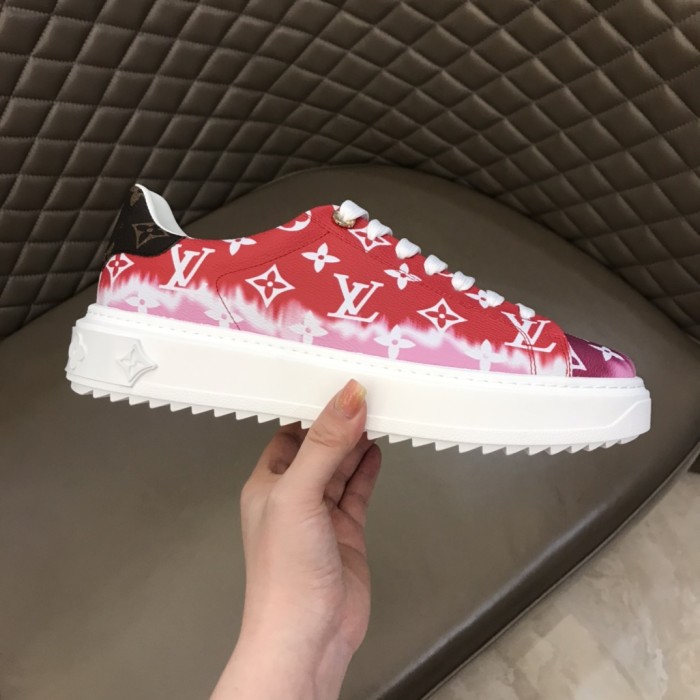 Louis Vuitton Low Top sneaker 39