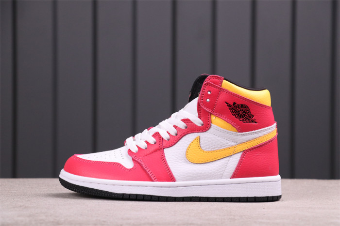 Jordan 1 Retro High OG Light Fusion Red