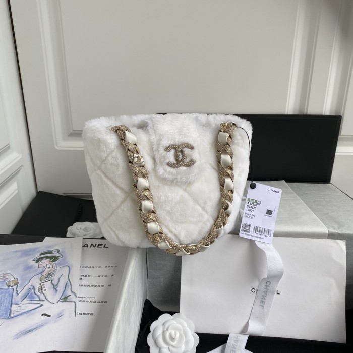 Handbag Chanel AS2257 size 16*18*12 cm