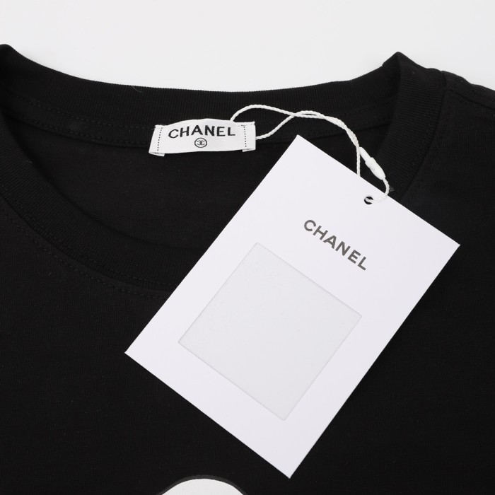 Clothes CHANEL 3