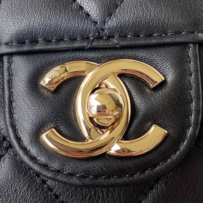 Handbag Chanel AS2680 size 21*15*8 cm