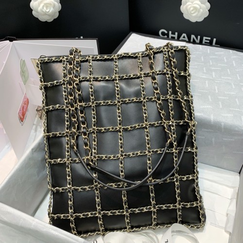 Handbag Chanel 1383 size 36 31 4 cm