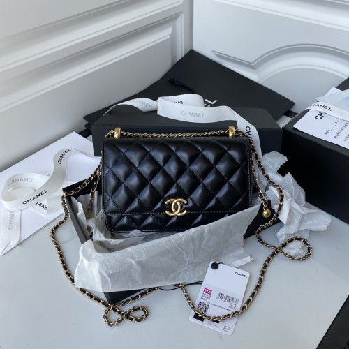 Handbag Chanel AP2289 size 12.3x19.2x3.5 cm