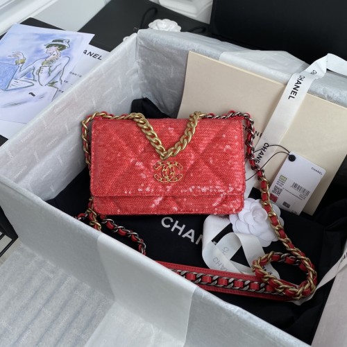 Handbag Chanel size 19 cm