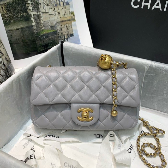 Handbag Chanel 1787 size 20 cm