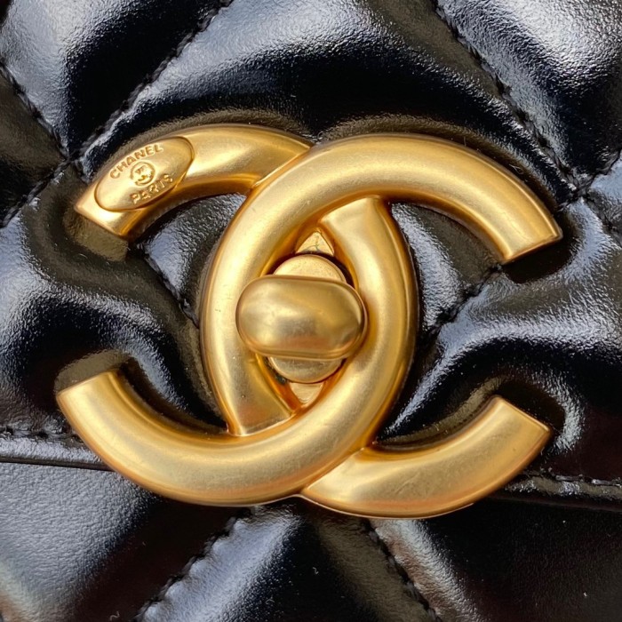 Handbag Chanel AS2649 size 22×14.5×8 cm