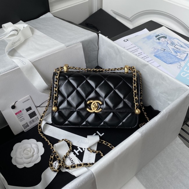 Handbag Chanel AS2615 size 12×19×8 cm