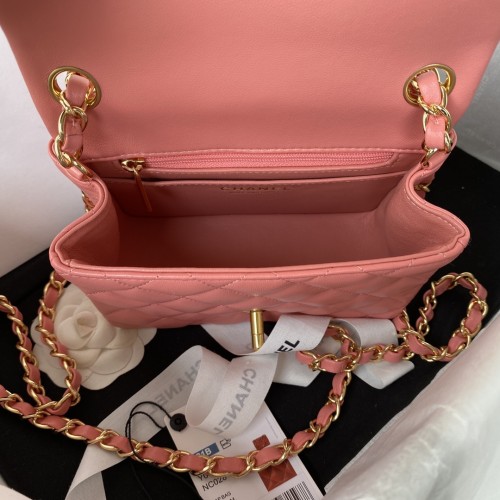 Handbag Chanel size 17 cm