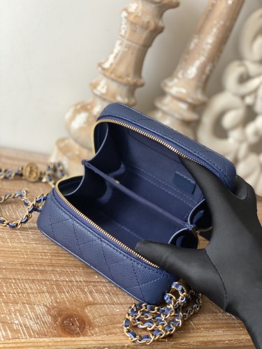 Handbag Chanel 2858 size 14x10x7 cm