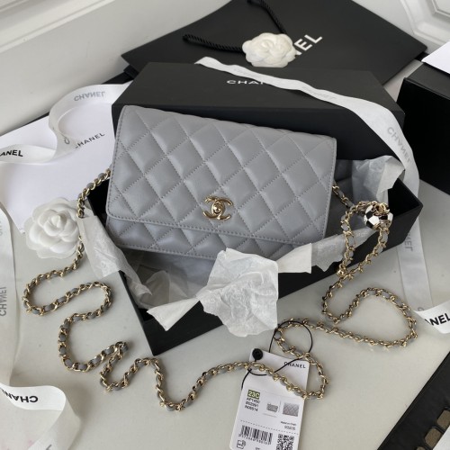 Handbag Chanel AP1450 size 19 cm