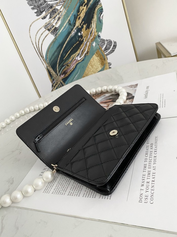 Handbag Chanel 81028 size 19 cm