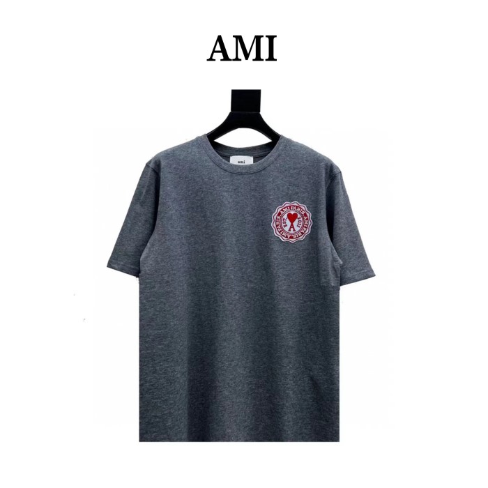 Clothes AMI 2