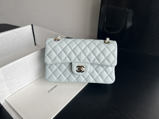 Handbag Chanel size 23 cm