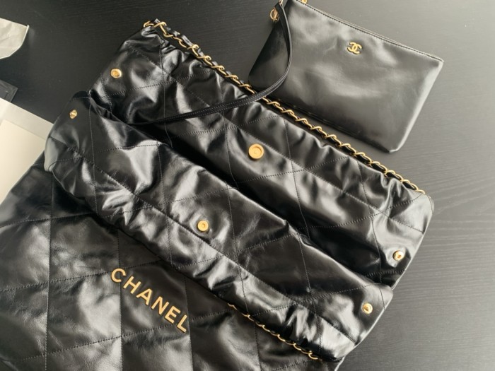 Handbag Chanel size 48cmx45cmx10 cm
