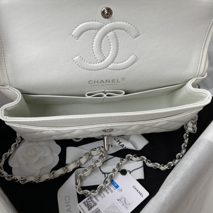 Handbag Chanel A01113 size 23 cm