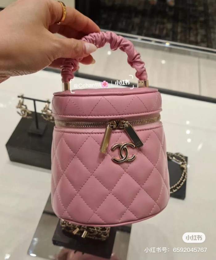 Handbag Chanel size 13×13×11 cm