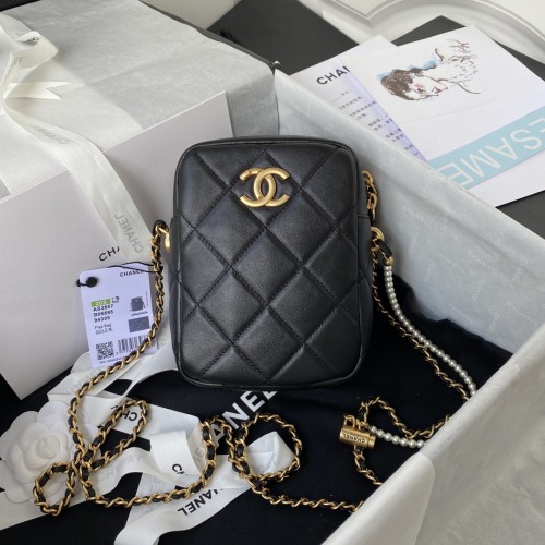 Handbag Chanel AS2857 size 16x12x6 cm