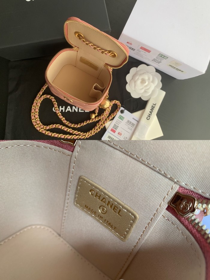 Handbag Chanel size 8.5cmx11cmx7 cm