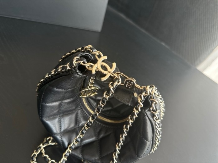 Handbag Chanel AP3232 size 14cmx10cmx6 cm