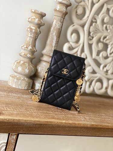 Handbag Chanel 81235 size 18*3*11.5 cm