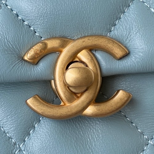 Handbag Chanel AS3205 size 13-18-6 cm