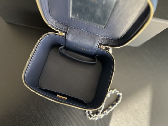 Handbag Chanel AS3171 size 15cmx12cm×11.5 cm