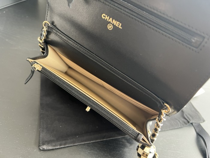 Handbag Chanel AP2303 size 19 cm