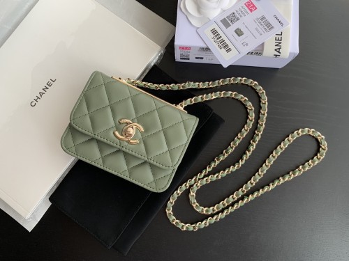 Handbag Chanel 2301 size 12.5cmx9cmx3 cm
