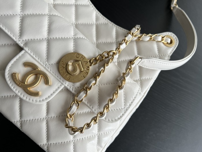 Handbag Chanel AS3690 size 21.5cmx22.5cmx7 cm